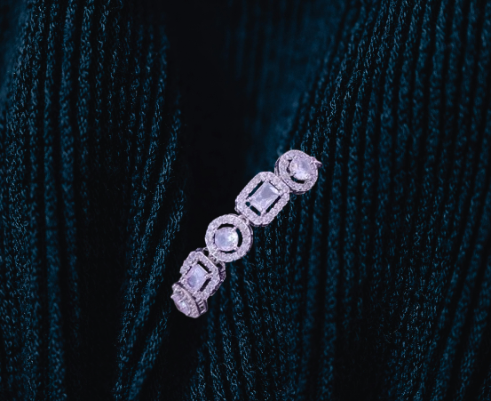 GLAMOUR Rhodium-Plated Silver Toned White American Diamond studded Oval Shaped Link Bracelet Jewellery for Girls and Women